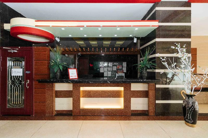 Reddoorz At Winter Hotel Araneta ケソンシティ エクステリア 写真